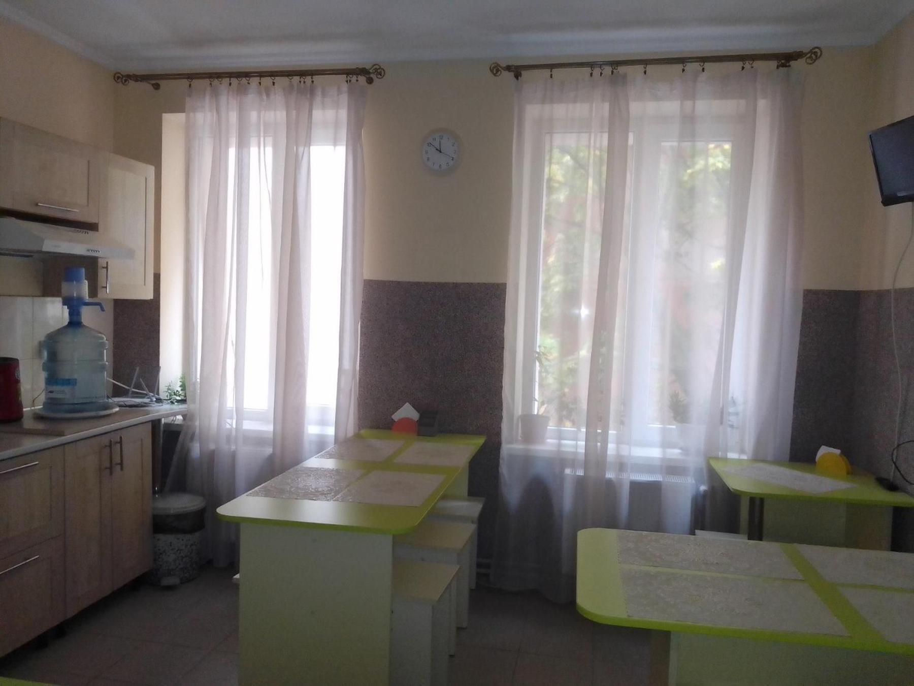 Hostel Iskra Lviv Extérieur photo